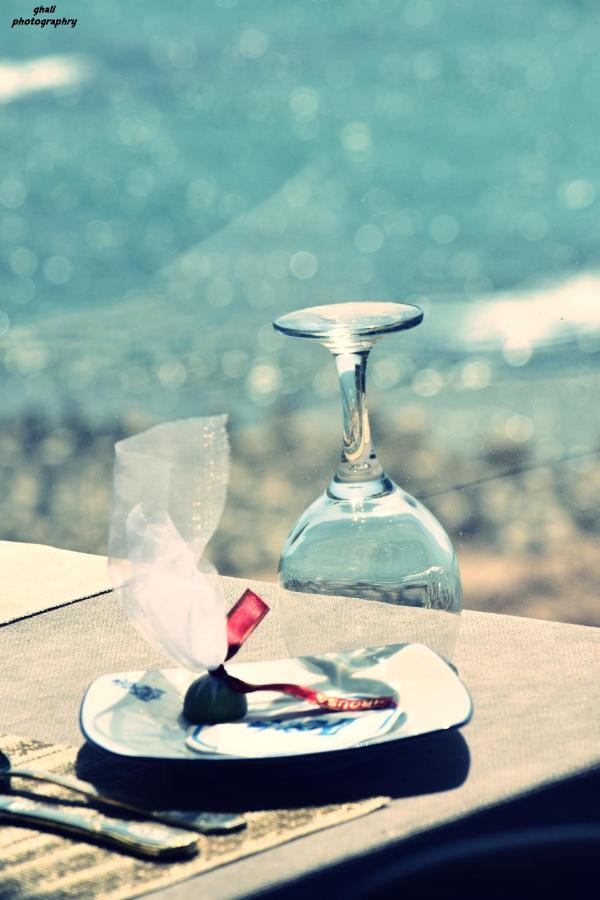 Fleet Club Mahrousa Alexandria Ngoại thất bức ảnh A wine glass