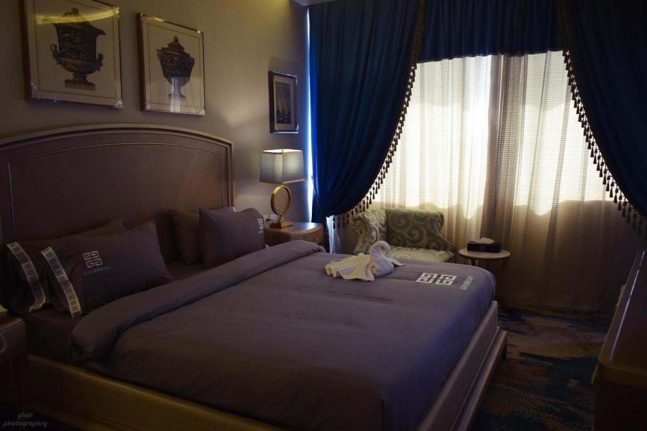 Fleet Club Mahrousa Alexandria Ngoại thất bức ảnh A bedroom at the hotel