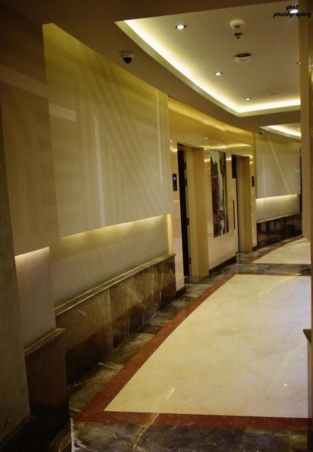 Fleet Club Mahrousa Alexandria Ngoại thất bức ảnh The elevators