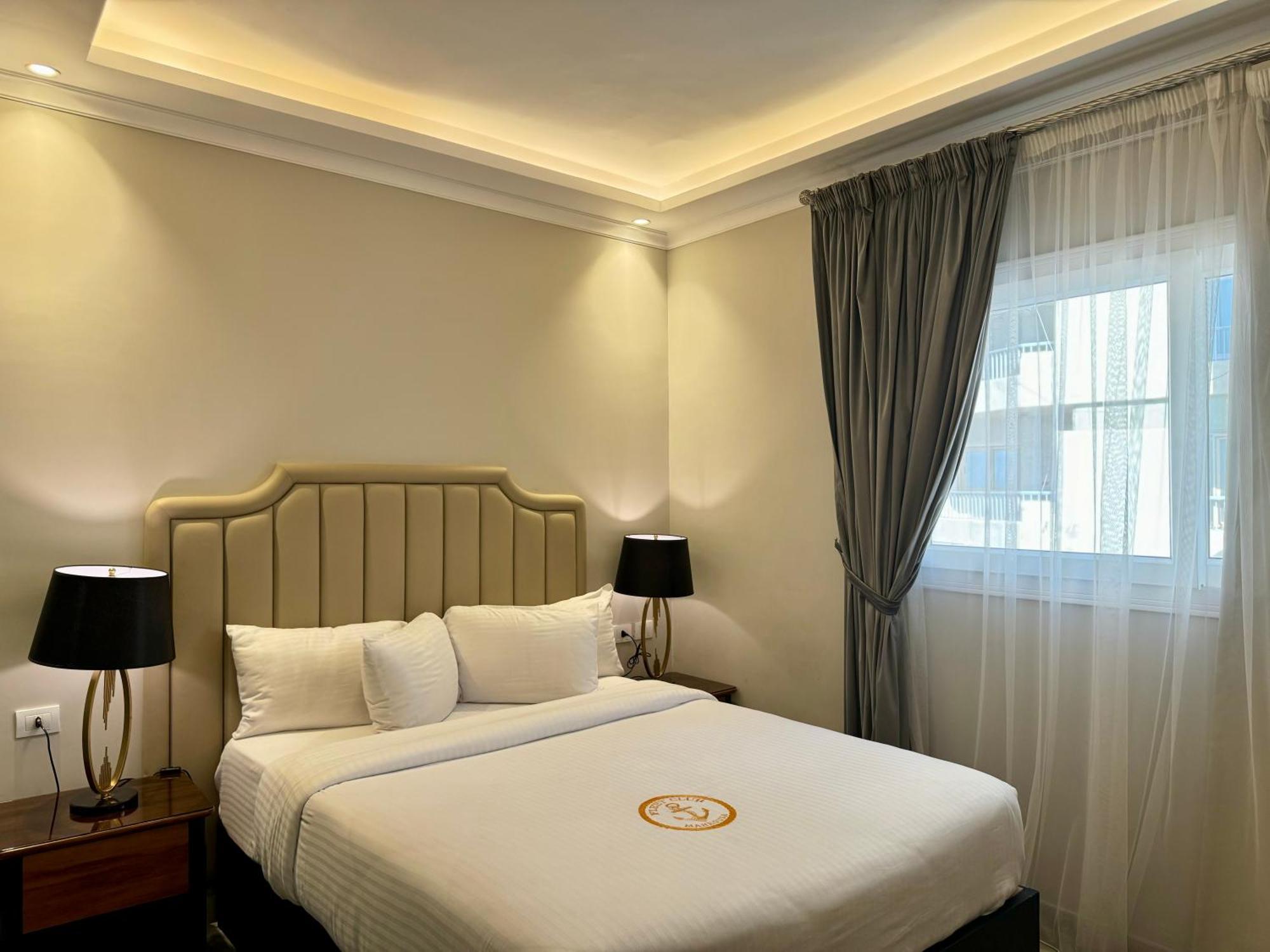 Fleet Club Mahrousa Alexandria Ngoại thất bức ảnh A bedroom at the hotel