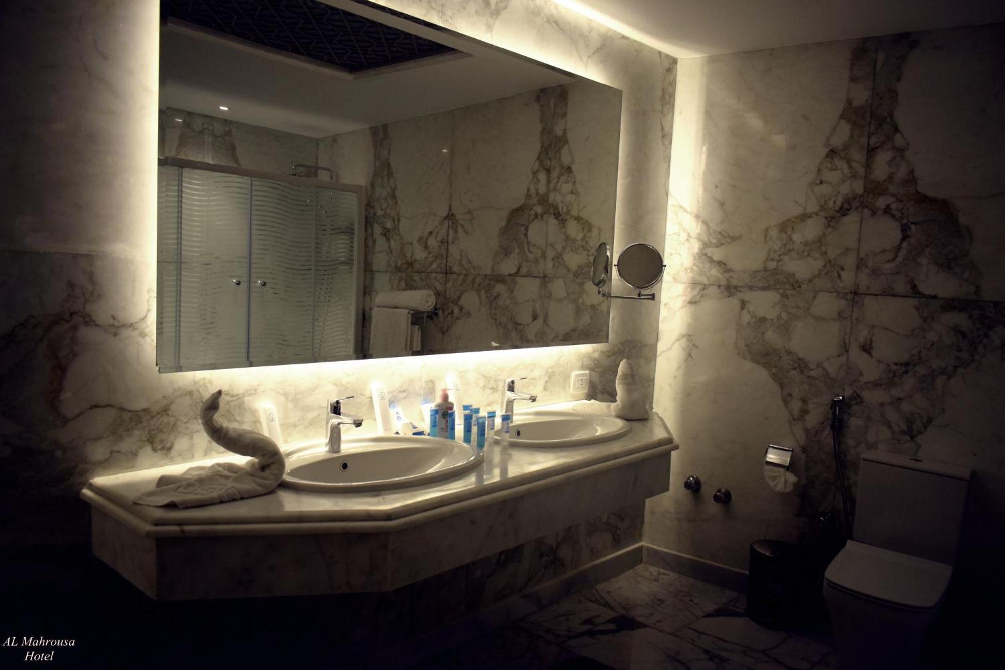 Fleet Club Mahrousa Alexandria Ngoại thất bức ảnh Bathroom